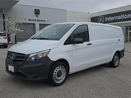 2020 Mercedes-Benz Metris Base