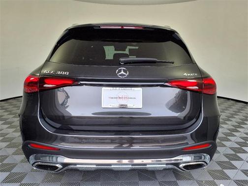 2025 Mercedes-Benz GLC 300 4MATIC
