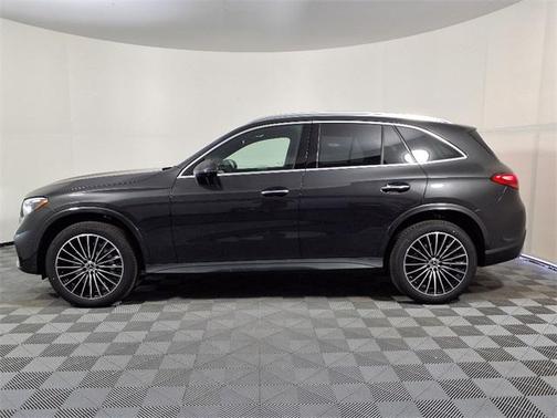 2025 Mercedes-Benz GLC 300 4MATIC