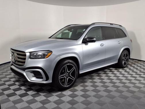 2025 Mercedes-Benz GLS 450 4MATIC