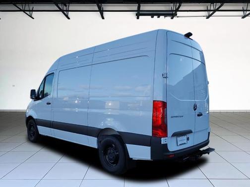 2025 Mercedes-Benz Sprinter 2500 Standard Roof