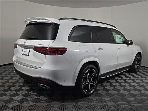 2025 Mercedes-Benz GLS 450 4MATIC