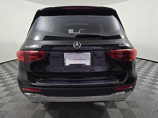2025 Mercedes-Benz GLB 250 4MATIC