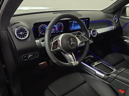 2025 Mercedes-Benz GLB 250 4MATIC