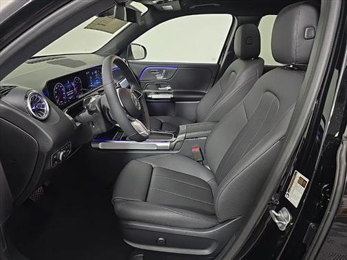 2025 Mercedes-Benz GLB 250 4MATIC