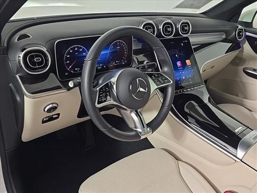 2025 Mercedes-Benz GLC 350e Base