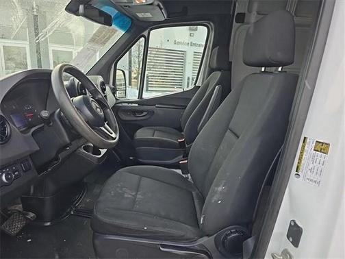 2019 Mercedes-Benz Sprinter 2500 Standard Roof