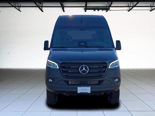 2026 Mercedes-Benz Sprinter 2500 High Roof