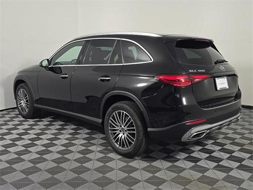 2026 Mercedes-Benz GLC 300 4MATIC