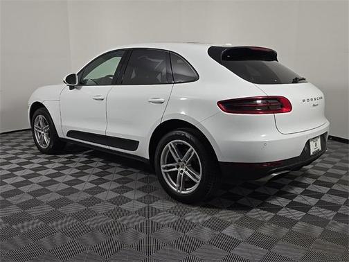 2018 Porsche Macan Base