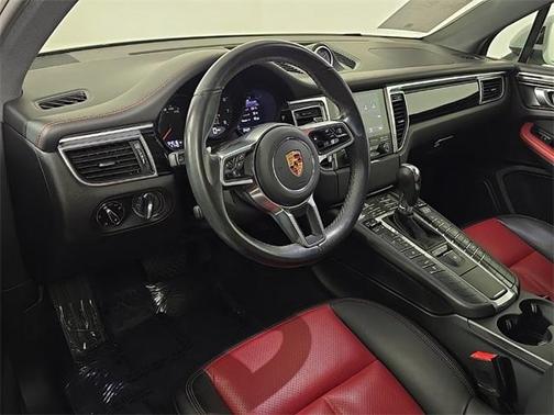 2018 Porsche Macan Base