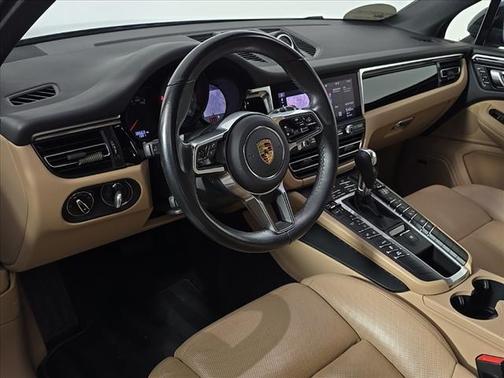 2021 Porsche Macan Base