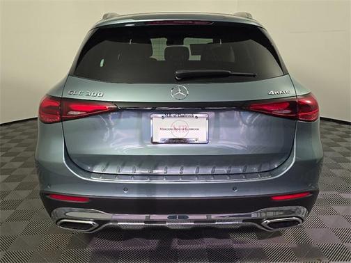 2026 Mercedes-Benz GLC 300 4MATIC