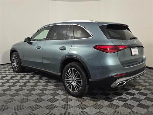 2026 Mercedes-Benz GLC 300 4MATIC