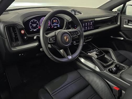 2025 Porsche Cayenne Base