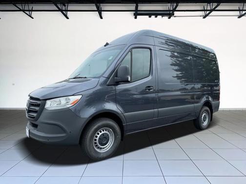 2025 Mercedes-Benz Sprinter 2500 Standard Roof