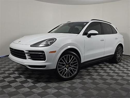 2023 Porsche Cayenne Base