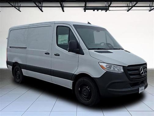 2025 Mercedes-Benz Sprinter 2500 Standard Roof