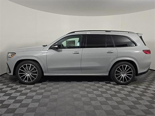 2026 Mercedes-Benz GLS 450 4MATIC