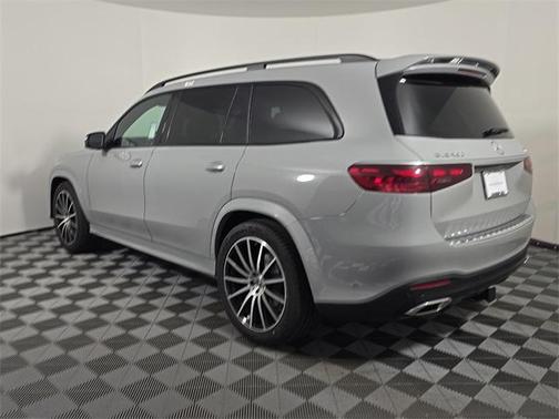 2026 Mercedes-Benz GLS 450 4MATIC