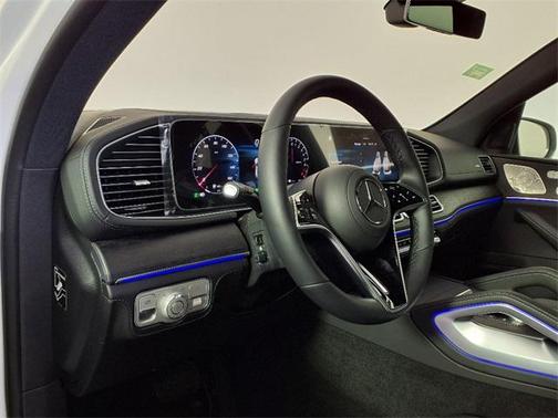 2025 Mercedes-Benz GLE 450e 4MATIC