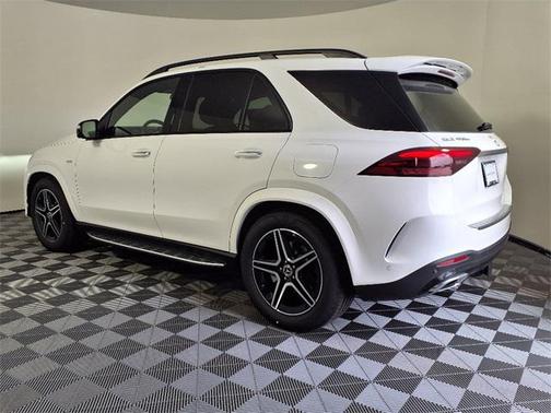 2025 Mercedes-Benz GLE 450e 4MATIC
