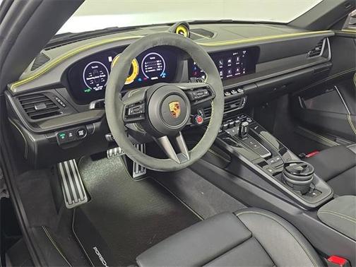 2025 Porsche 911 Targa 4 GTS