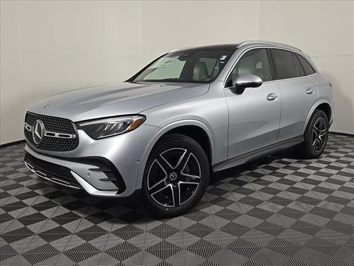 2026 Mercedes-Benz GLC 300 4MATIC