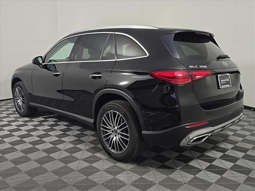 2023 Mercedes-Benz GLC 300 4MATIC