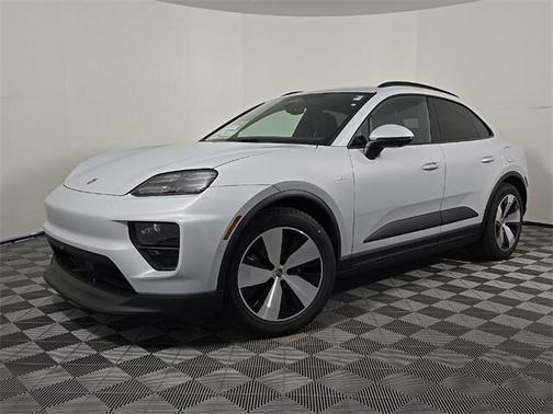 2025 Porsche Macan 