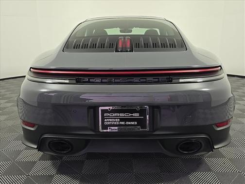 2025 Porsche 911 Carrera