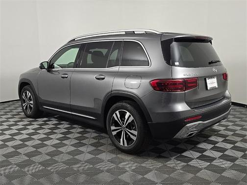 2025 Mercedes-Benz GLB 250 4MATIC