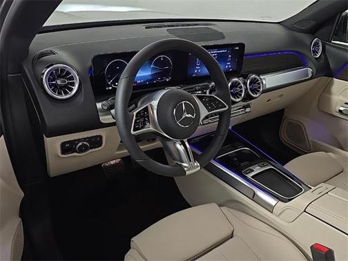 2025 Mercedes-Benz GLB 250 4MATIC