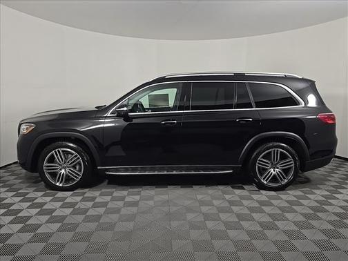 2026 Mercedes-Benz GLS 450 4MATIC