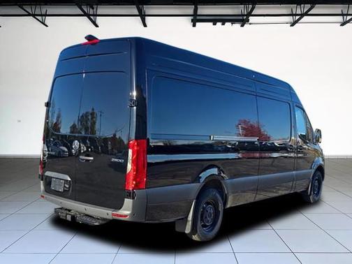 2026 Mercedes-Benz Sprinter 2500 High Roof
