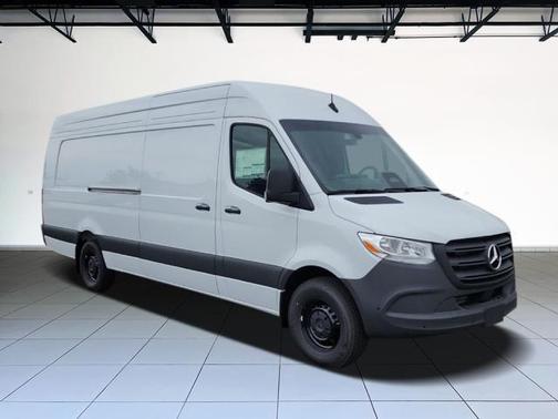 2025 Mercedes-Benz Sprinter 2500 High Roof