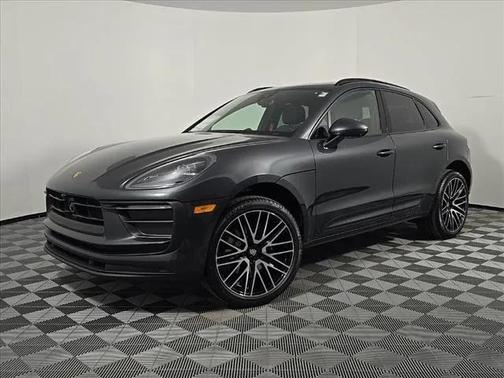 2025 Porsche Macan 