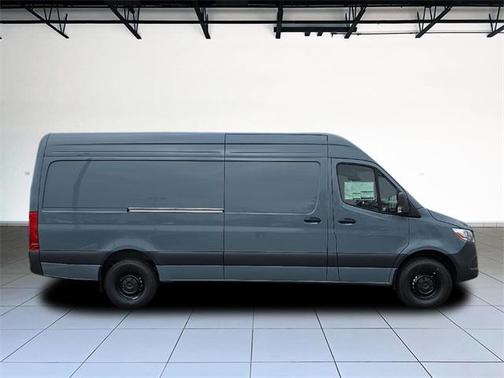 2025 Mercedes-Benz Sprinter 2500 High Roof