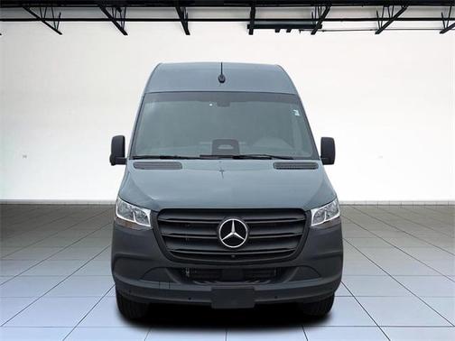 2025 Mercedes-Benz Sprinter 2500 High Roof