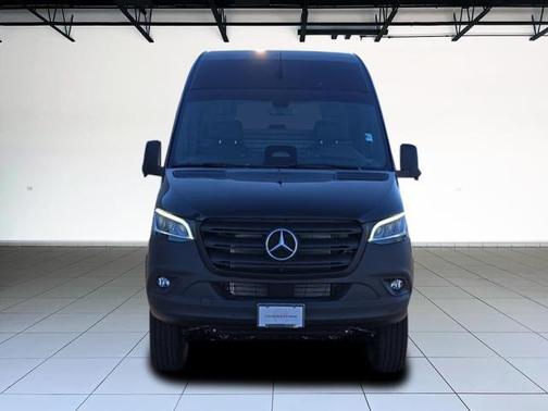 2026 Mercedes-Benz Sprinter 2500 High Roof