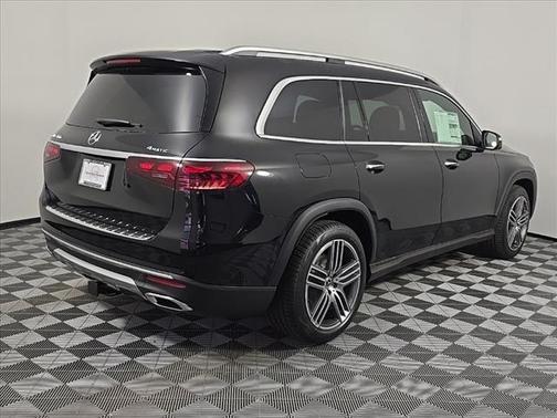 2025 Mercedes-Benz GLS 450 4MATIC