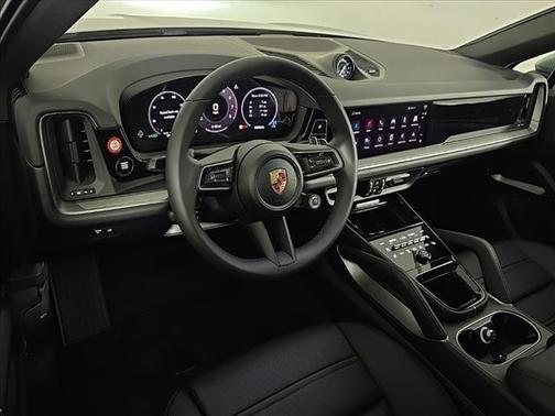 2025 Porsche Cayenne Base