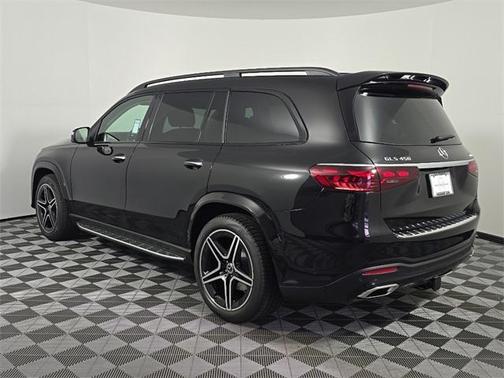 2026 Mercedes-Benz GLS 450 4MATIC