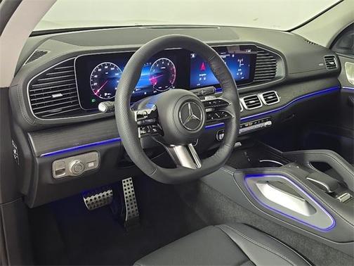 2026 Mercedes-Benz GLS 450 4MATIC