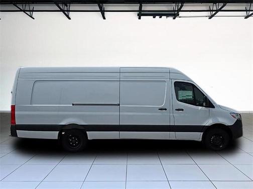 2025 Mercedes-Benz Sprinter 3500 High Roof