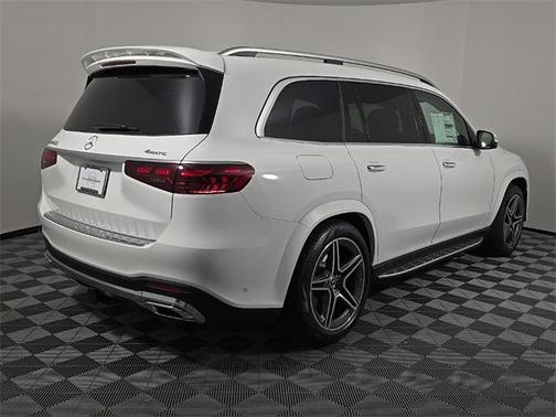 2025 Mercedes-Benz GLS 450 4MATIC