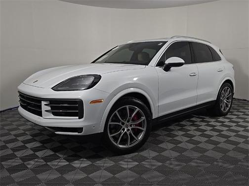 2024 Porsche Cayenne S