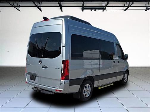 2025 Mercedes-Benz Sprinter 2500 Passenger 144 WB