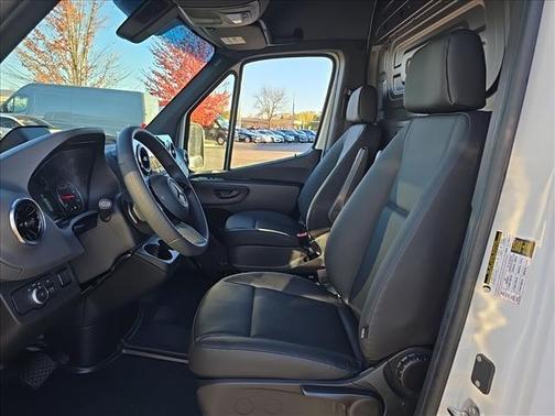 2026 Mercedes-Benz Sprinter 2500 High Roof