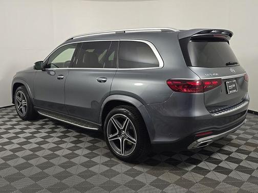 Selenite Grey Metallic 2024 Mercedes-Benz GLS 450 4MATIC